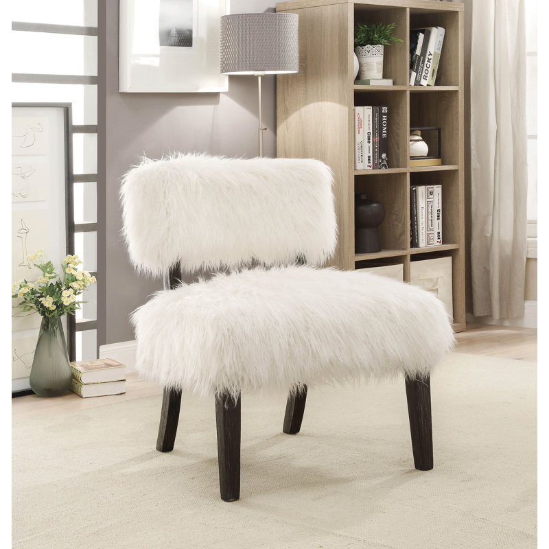 Fauteuil demi-tonneau en polyester de 24 po Brittnie