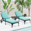 Chaise longue d'extérieur - Ensemble de 2 chaises de piscine avec coussin et 1 table d'appoint de patio en fonte d'aluminium avec roulettes et inclinable réglable (coussin cyan)