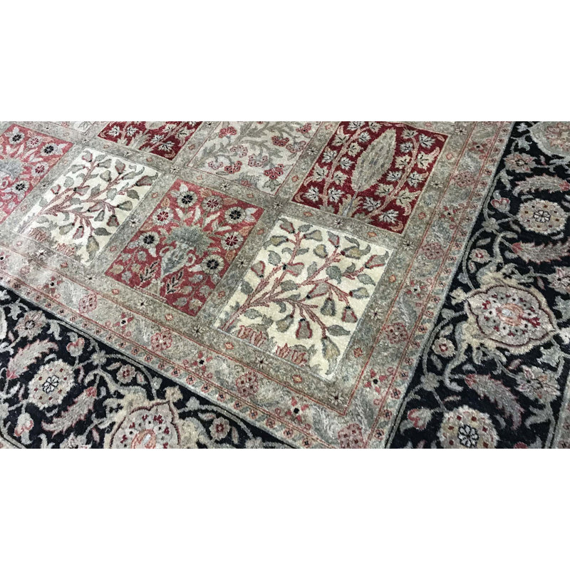 Tapis multicolore et noir noué à la main de haute qualité