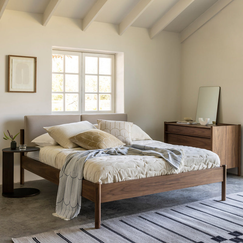 Pala Bed Us, Walnut, Queen