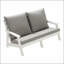 Causeuse d'extérieur avec coussin et jardin-599087147