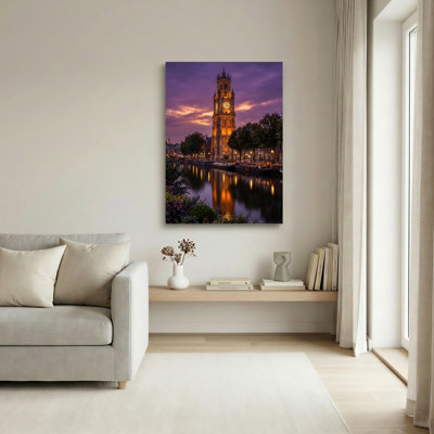 Ensemble de 1 tableau sur toile représentant une tour d'horloge