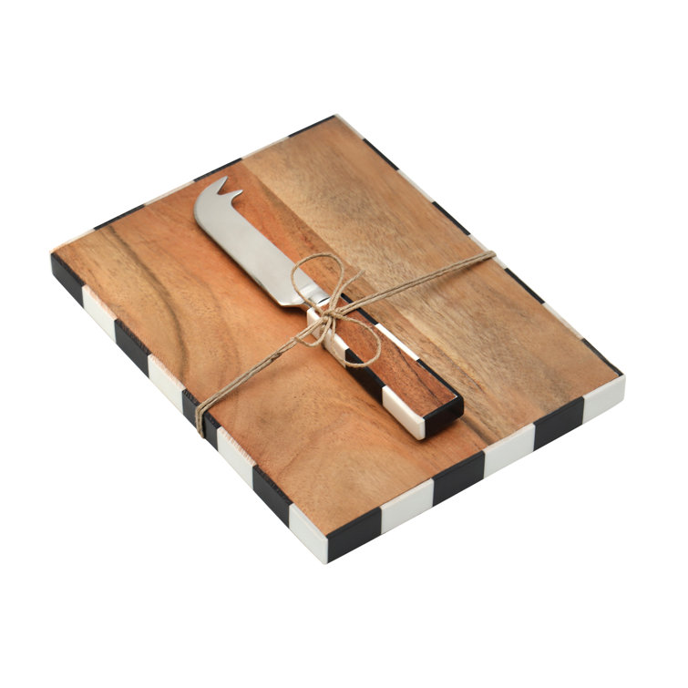 Acacia Wood Cutting Board - Handcrafted & Sustainable