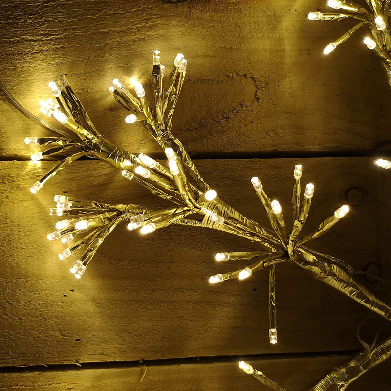 LED Indoor / Outdoor Lighted Window Décor, Gold & Warm White Led