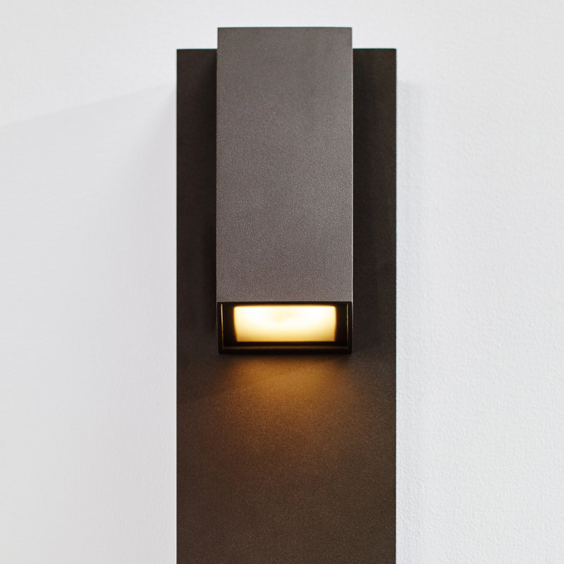 Peak LED Outdoor Flush Mount, Bronze