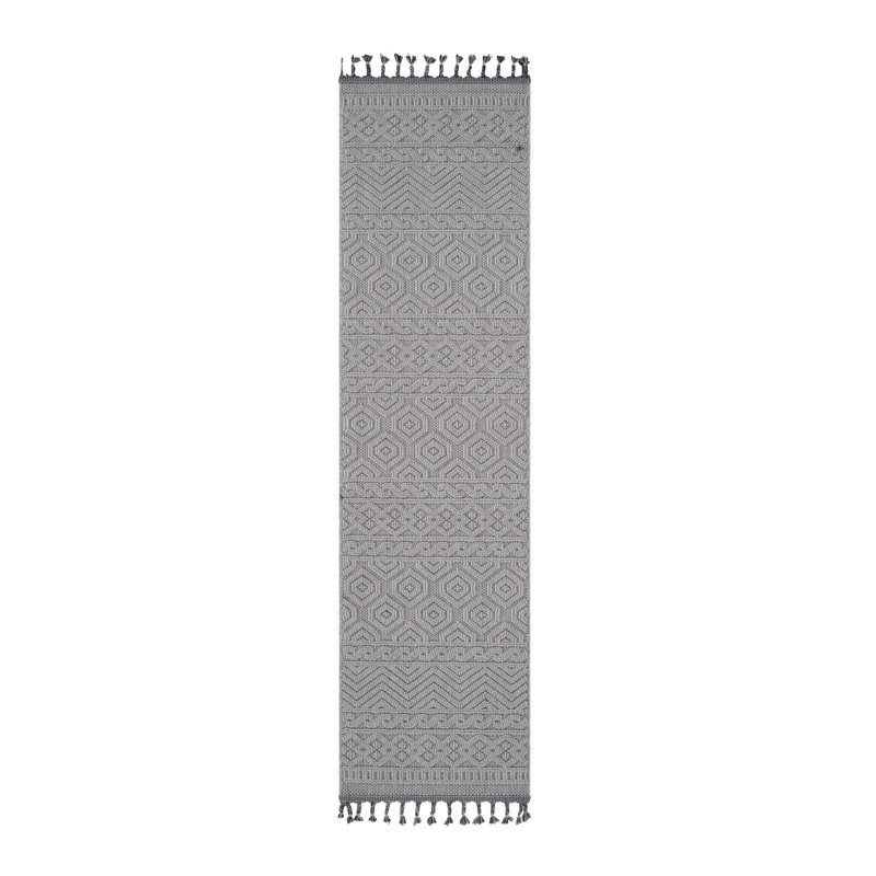 Traditional indoor/outdoor area rugs, Runner 2'2" x 8'