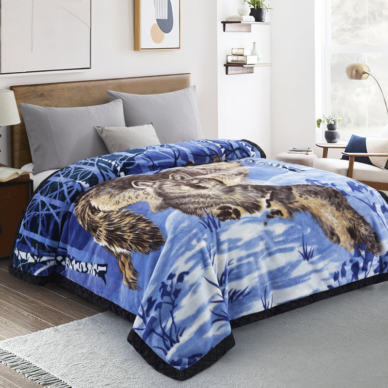 Queen Size Reversible Gray Wolf Fleece Weighted Blanket
