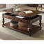 Table basse avec fini noyer Farrel