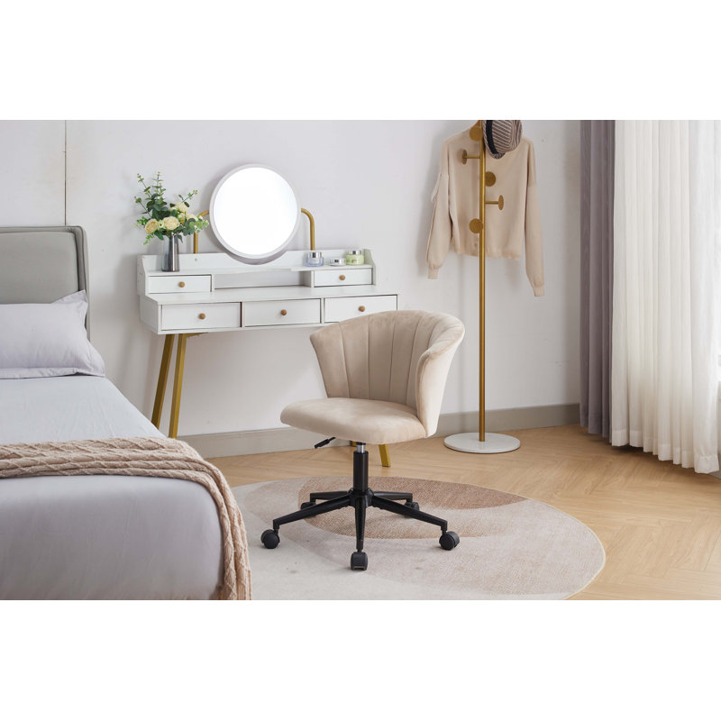 Chaise de bureau moderne et ergonomique avec support lombaire réglable, dossier en filet et tissu respirant pour une utilisation confortable à la maison ou au bureau