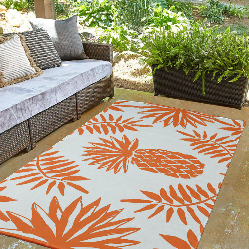 Chenille Floral Indoor Rug, Round 5'