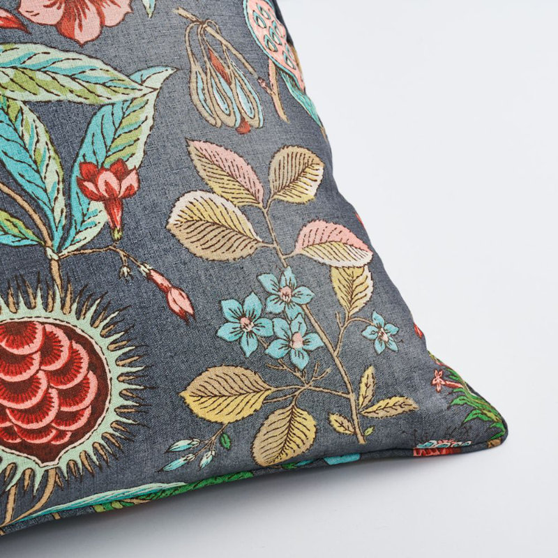 Roca Redonda Pillow