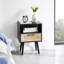 Table de bout en rotin de 15,75 po avec tiroir et pieds en bois massif, table de chevet moderne, table d'appoint pour le salon, la chambre à coucher, noir-428410887