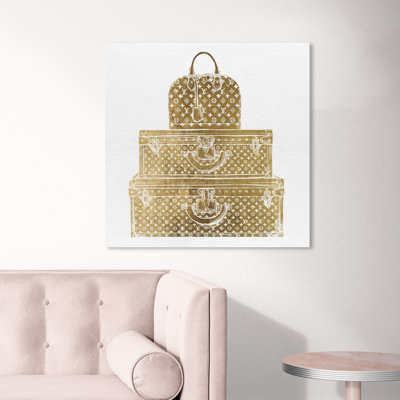 " Royal Handbag And Luggage "