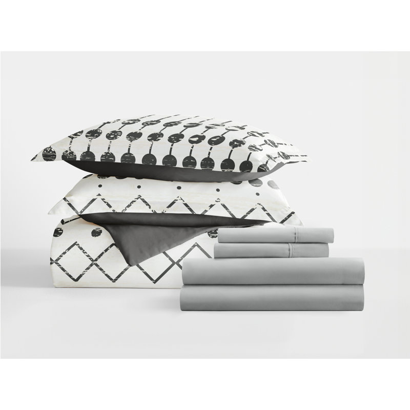 Twin Multi-Season Patterned Down Alternative Duvet Set