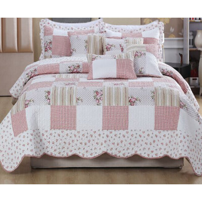 Vergas Polyester Patchwork Bedspread with Pillowcases