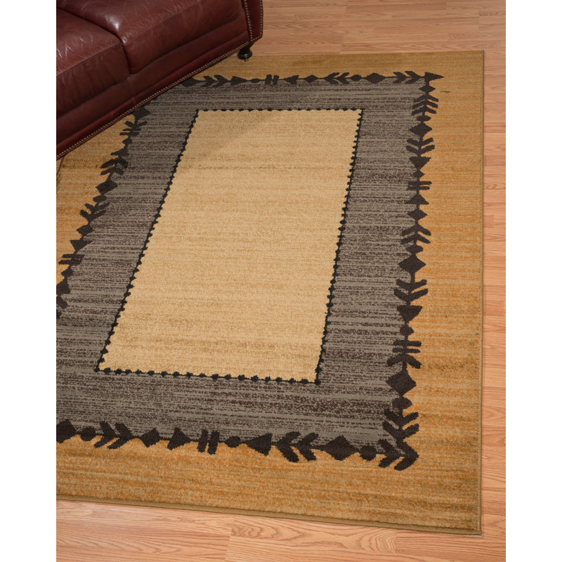 Tapis beige Sayre, Rectangle 5 pi 3 po x 7 pi 2 po