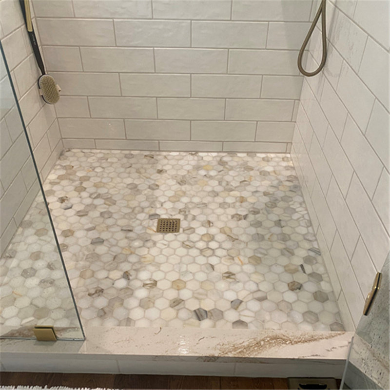 Calacatta 12" x 10" Marble Mosaic Tile, LIght Gray