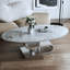 Grandes tables basses et tables de cocktail, marbre, pierre et acier, salon moderne