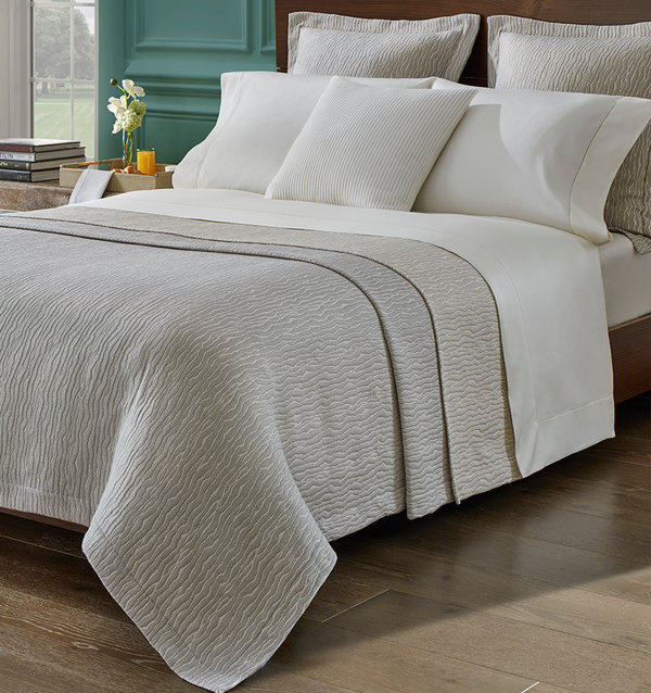 Ondate Coverlet, Titanium, King Coverlet