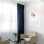 Applique murale avec abat-jour en verre transparent Anastasia - laiton brillant