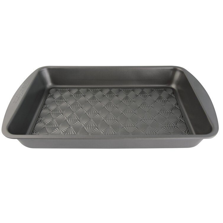 https://assets.wfcdn.com/im/03247763/resize-h755-w755%5Ecompr-r85/1112/111203459/Taste+Of+Home+Non-Stick+Steel+Baking+Sheet.jpg