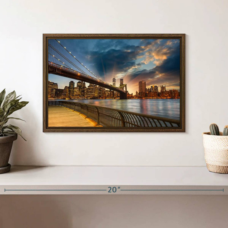 Soleil de Brooklyn Bridge, 13 po x 9 po, Cadre flottant noyer