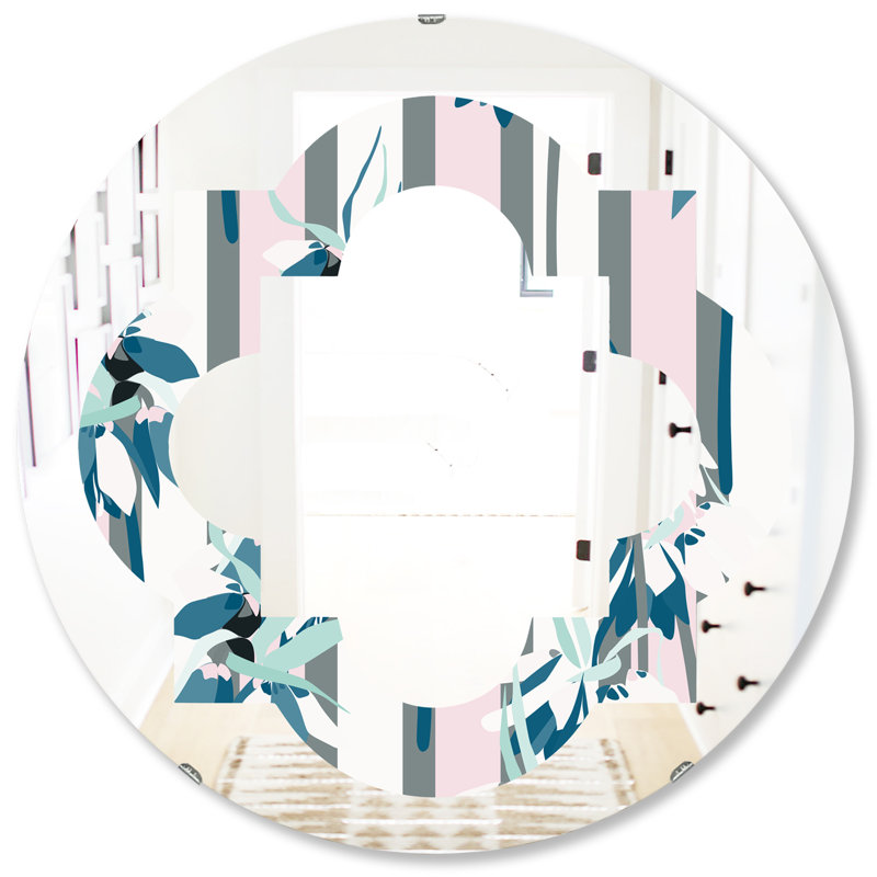 Miroir mural sans cadre à la main quadrilobe lilies, 31,5 po x 31,5 po