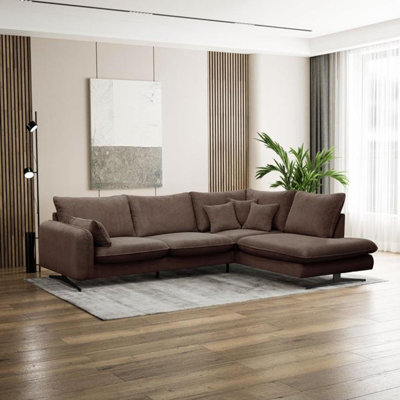 Casiyah 5 Seater Sofa & Chaise