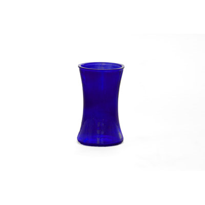Vase en verre rose