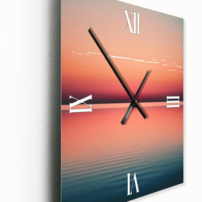 Horloge murale moderne avec coucher de soleil minimaliste pendant la pleine lune IV