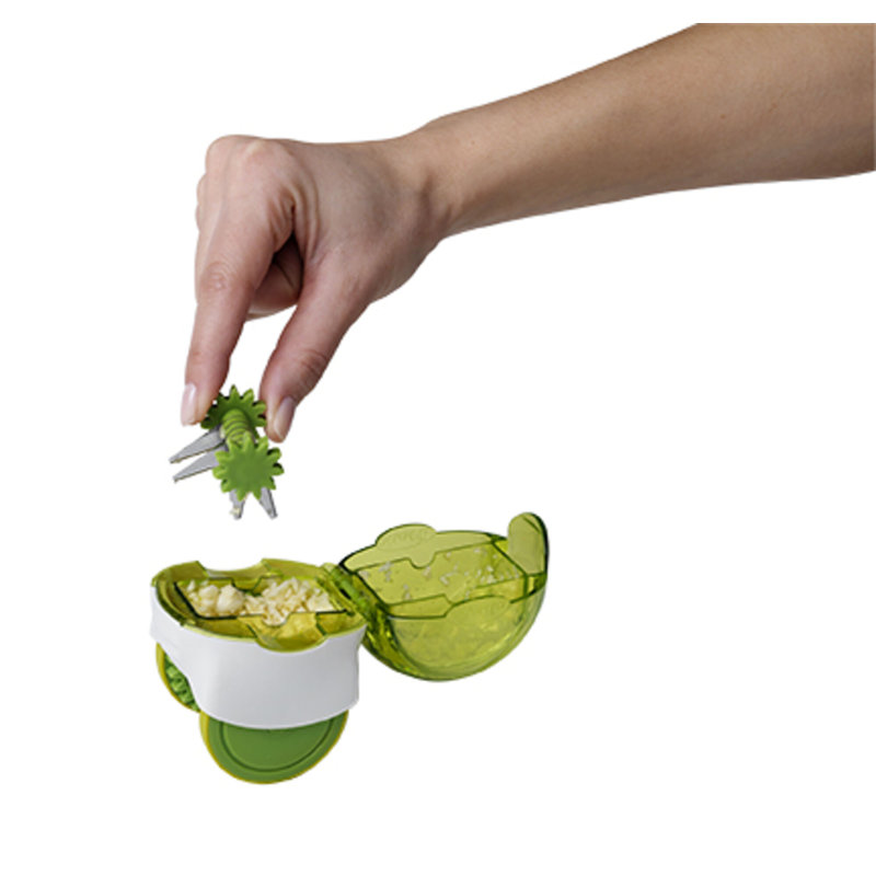 Extra Large Garlic Mincer-Green
