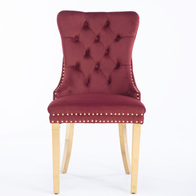 Chaise de salle à manger luxueuse et élégante, 2 chaises, velours rouge vin, pieds en acier inoxydable doré et garniture cloutée tendance en rouge, pieds dorés, structure en bois massif, siège en mousse résilient avec