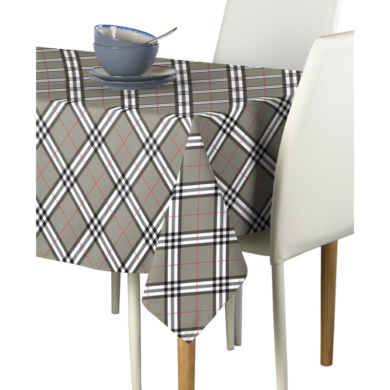 Iliomar Plaid Tablecloth, 104" L x 60" W