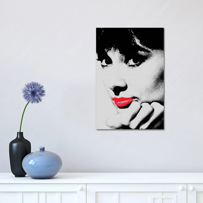 Impression d’art graphique Audrey Hepburn Red Lips par radio days, H 18 po x l 12 po x 1,5 po, Toile tendue, Pas de tapis