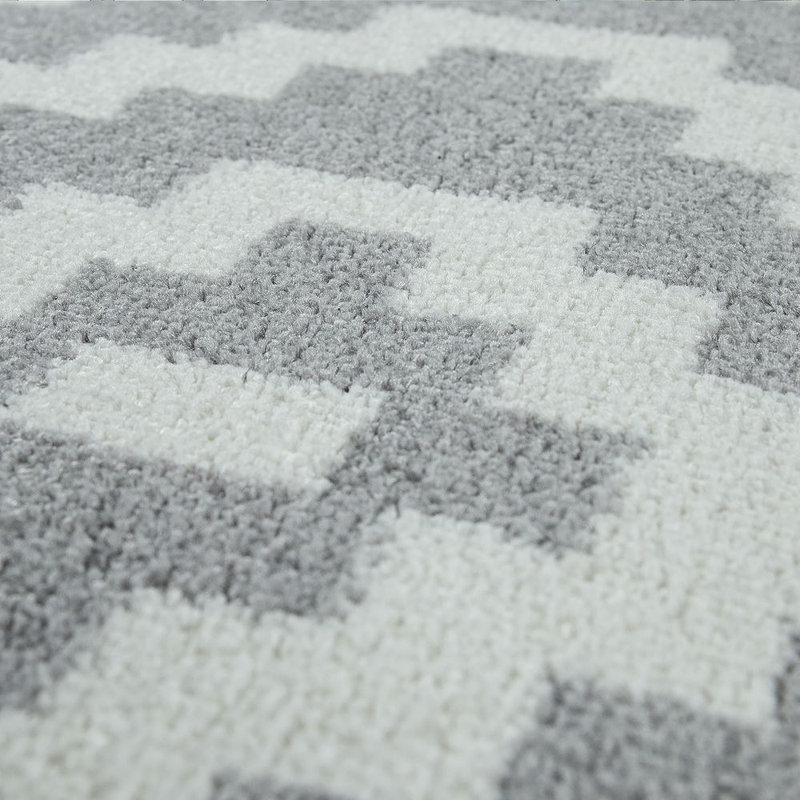 Robinette Geometric Area Rug, Rectangle 240cm x 320cm