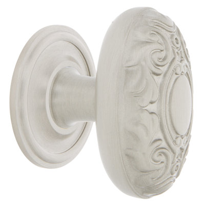 Victorian 1 3/4" Length Oval Knob