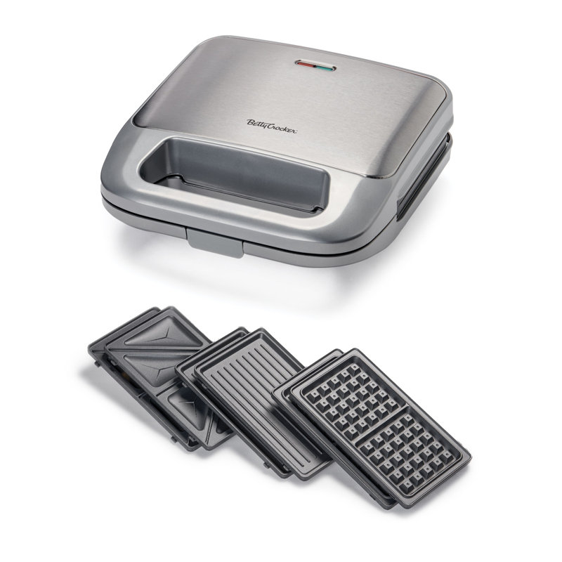 BCK Series Betty Crocker 3-in-1 Indoor Grill, Sandwich & Waffle Maker Plus, Silver