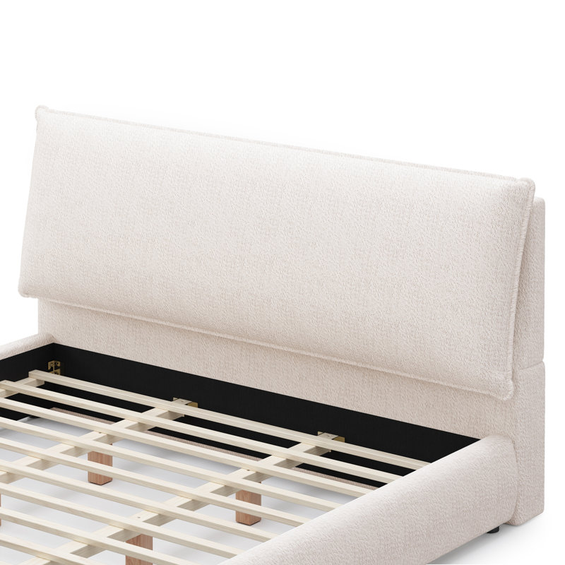 Structure de lit plateforme rembourrée avec tête de lit surdimensionnée en peluche, Très grand lit