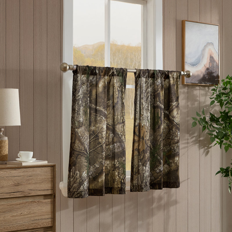 Realtree APX Window Tier Pair, 29" W x 36" L