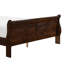 Grand lit en cerisier brun, design traditionnel pour une chambre à coucher confortable avec finition en placage de cerisier-942056798-942056799