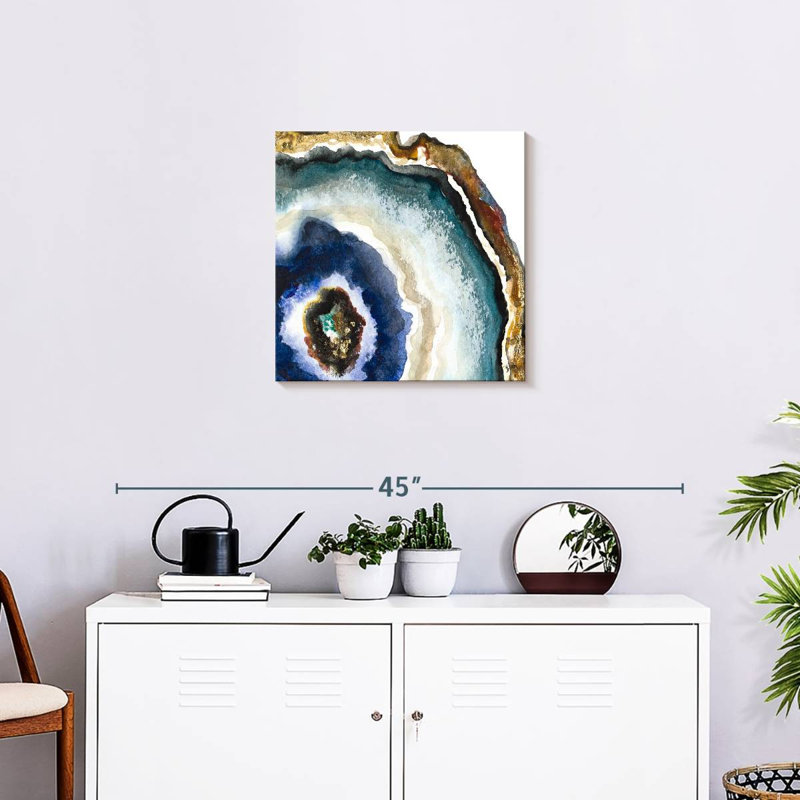 Avery Up Close Agate II, 20" H x 20" W