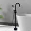 Robinet de baignoire autoportant au sol avec douche à main-63295253