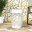 Petite table d'appoint de jardin avec balcon et peu d'espace