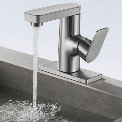 Single Hole Bathroom Faucet with Drain Assembly