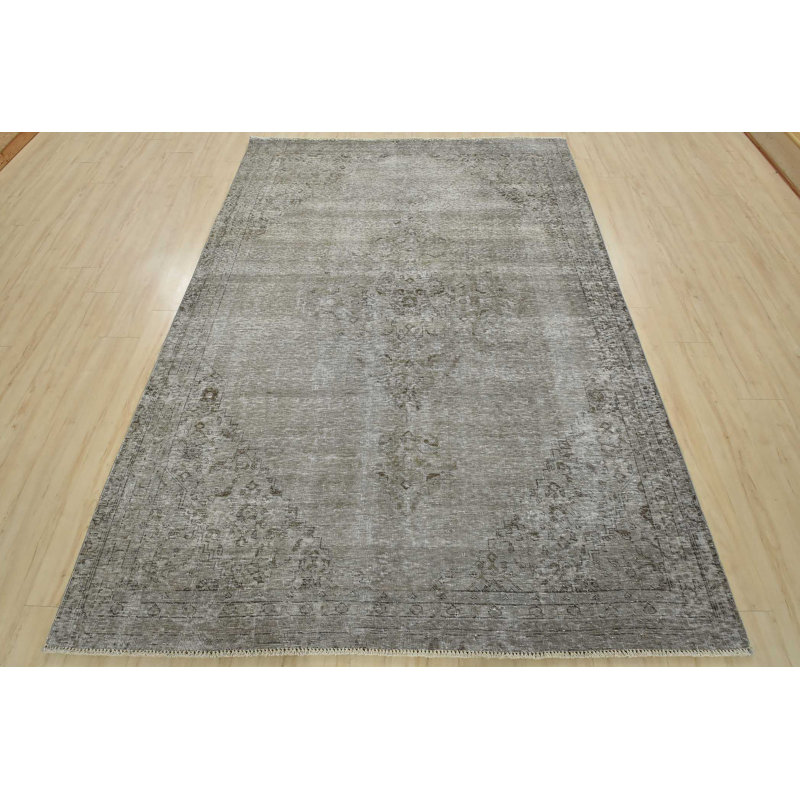 Tapis gris unique de 6 pi 7 po x 9 pi 2 po Takia