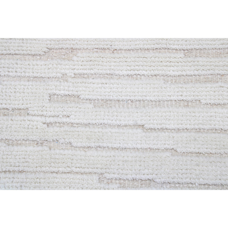 Wool Abstract Area Rug in Ivory/White