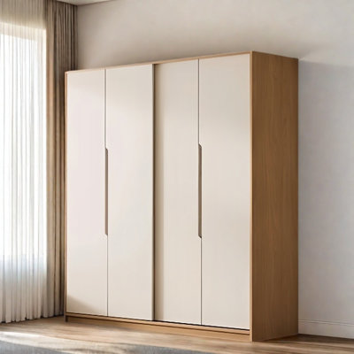 Simple Atmosphere Fashion Wardrobe
