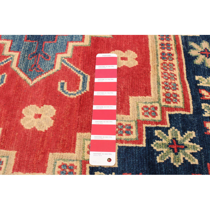 Tapis rouge Finest Ghazni 6 pi 7 po x 10 pi 5 po