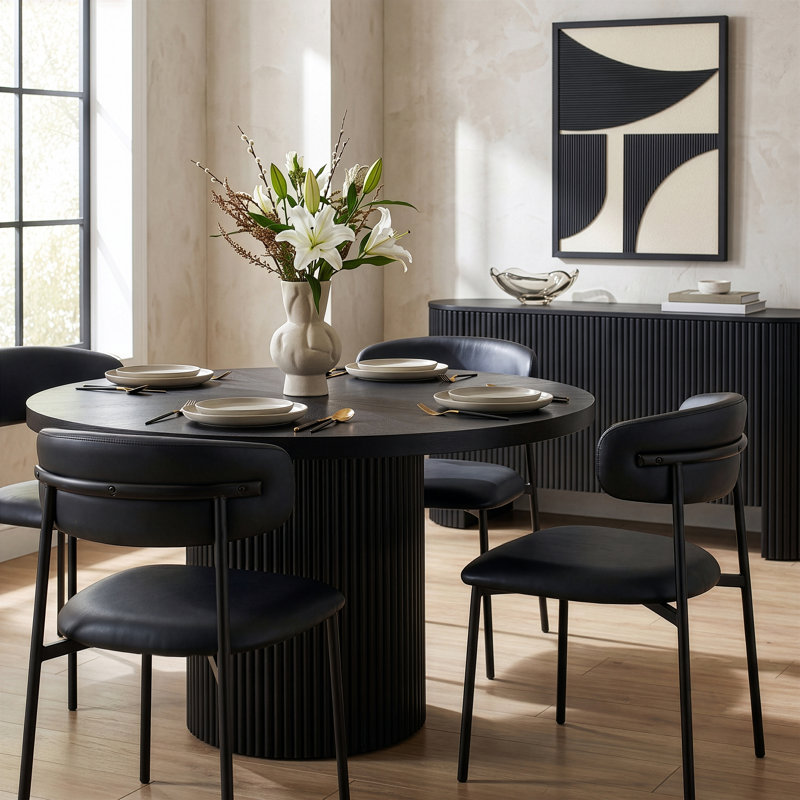 Chaise de salle à manger rembourrée Lupita, Cuir végétalien noir, Noir mat