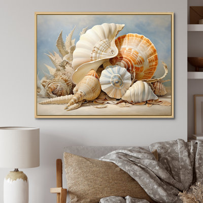 Collage de coquillages contemporains